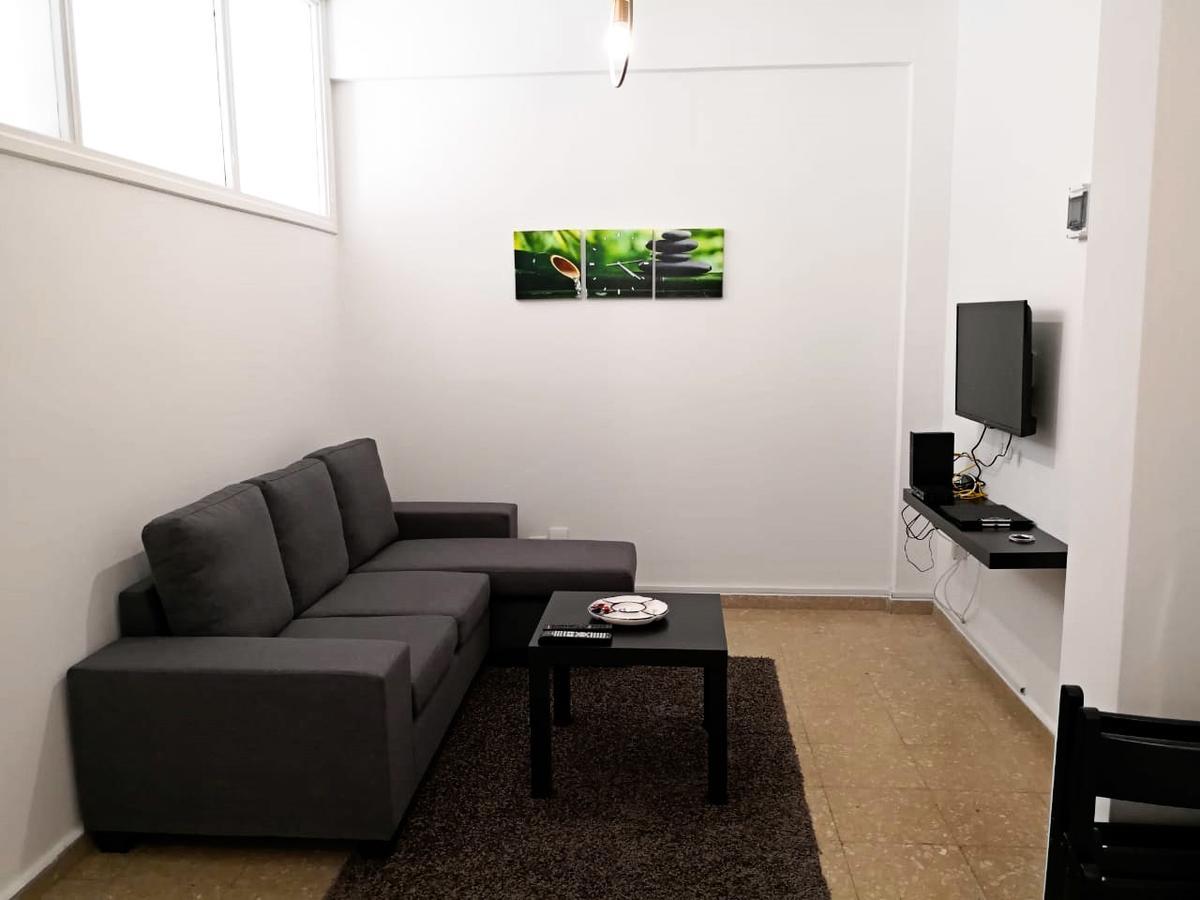 Cheerful Apartment in Nicosia Buitenkant foto